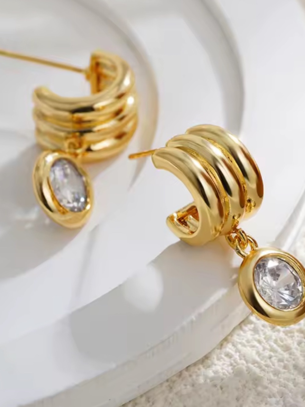 Round Rhinestone Drop Earring - Picture 3 of 3